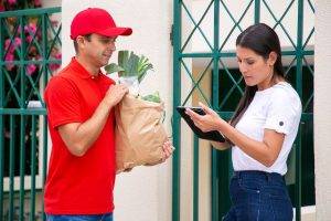 <a href='https://www.freepik.com/free-photo/female-client-checking-order-tablet-standing-near-courier-deliveryman-holding-paper-bag-with-vegetables-delivering-order-foot-food-delivery-service-online-shopping-concept_11295361.htm#fromView=search&page=2&position=30&uuid=eb9d9769-f01c-4bfc-8673-98d00238566e'>Image by pch.vector on Freepik</a>